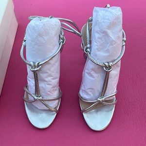 Schutz Latoya Heeled Silver Sandals - Size 7.5 - WORN 2 Times